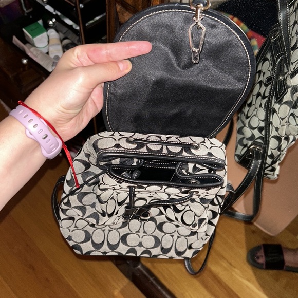 Coach backpack - Picture 3 of 4